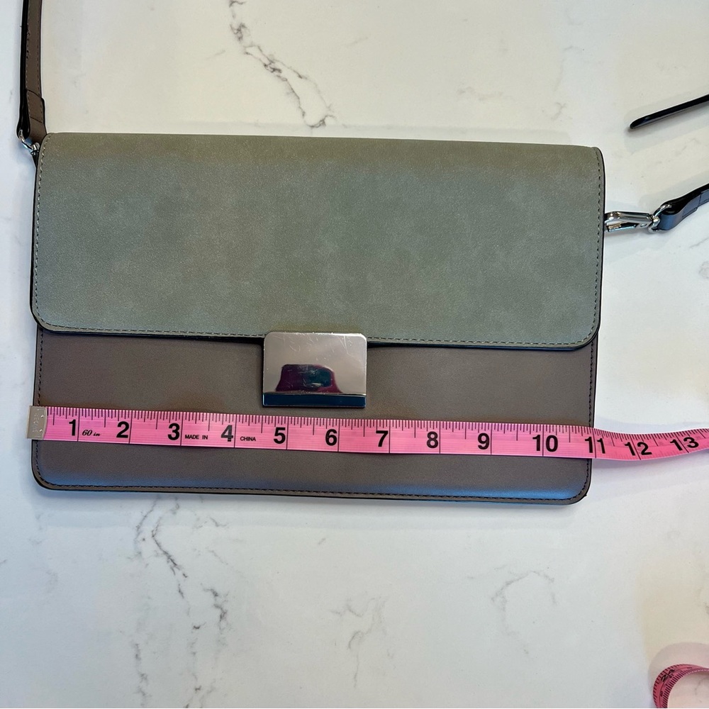 Chelsea28 Leighton Colorblock Faux Leather Crossbody Bag - Picture 7 of 15